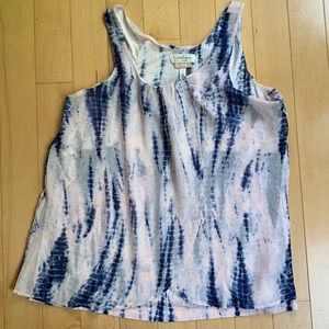 Jessica Simpson nursing top